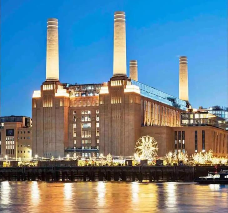 Contemporary Penthouse In Battersea Power Station London