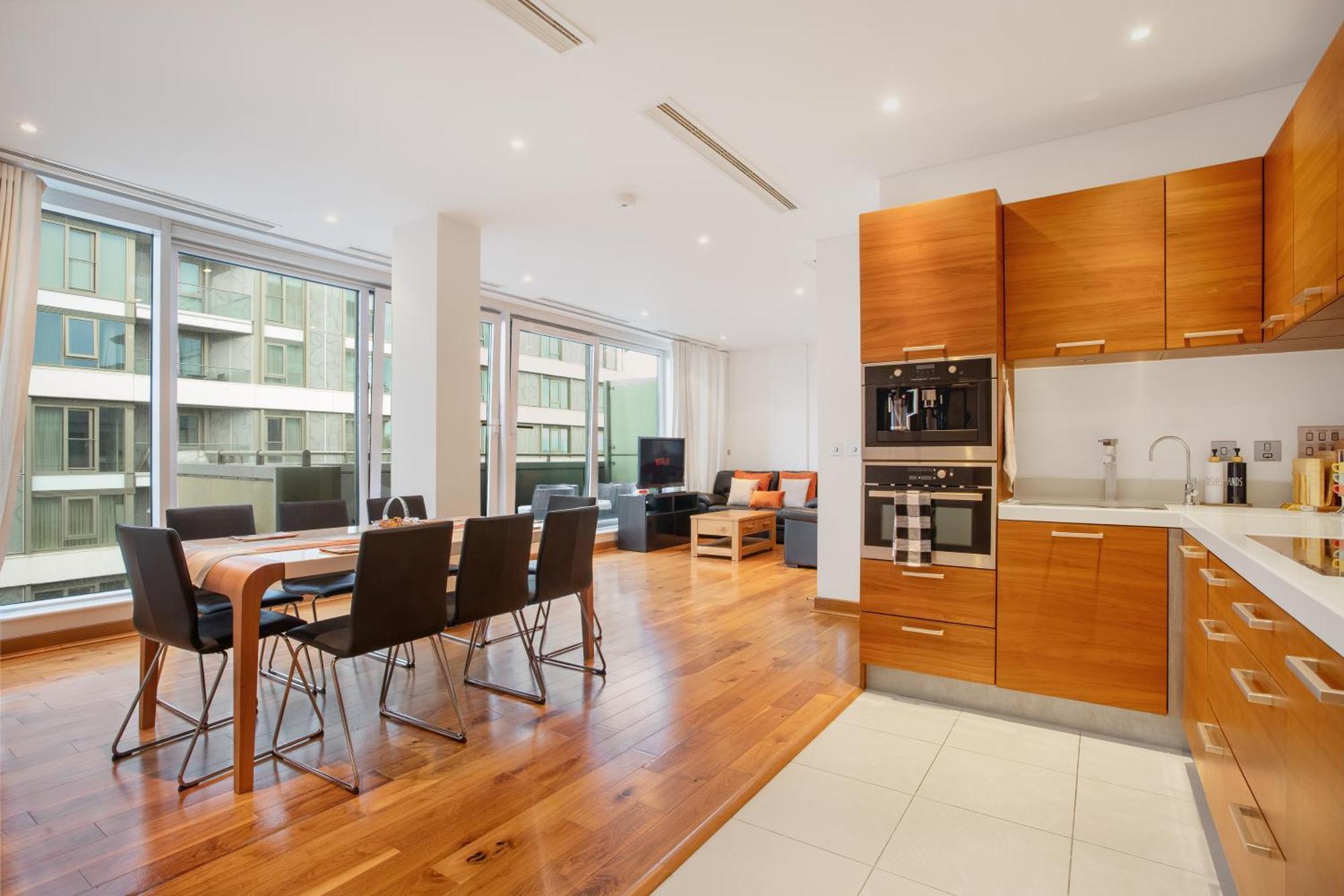 Contemporary Penthouse In Battersea Power Station Apartment