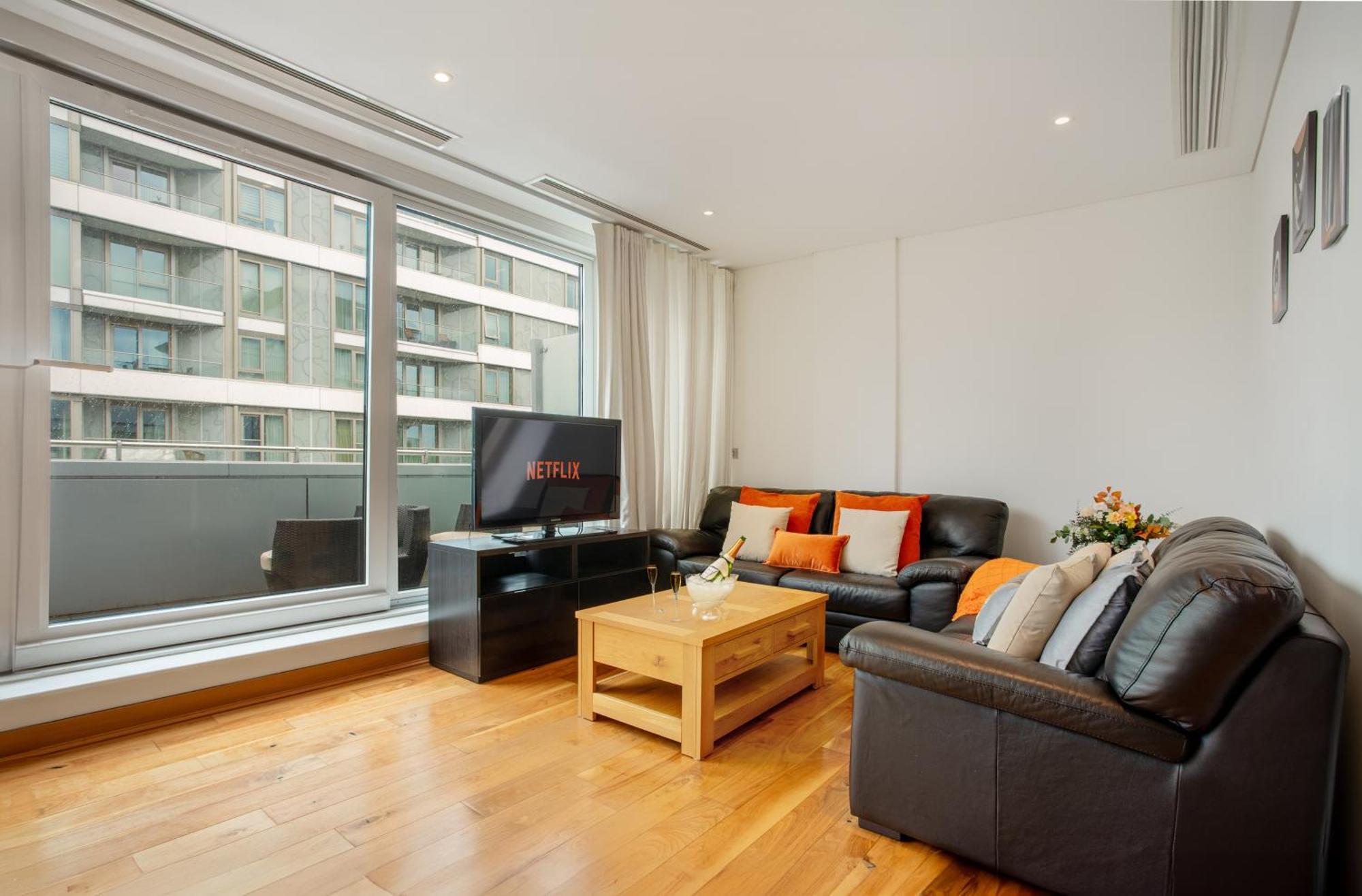 Contemporary Penthouse In Battersea Power Station Apartment
